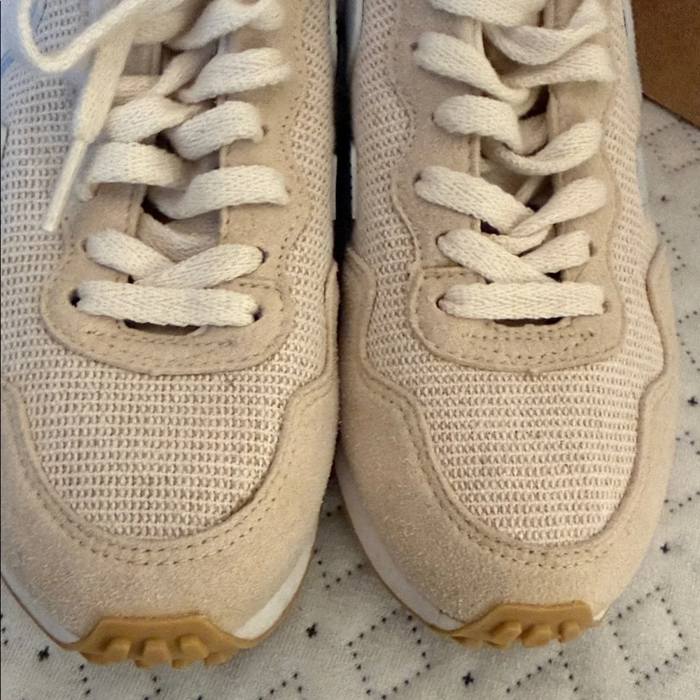Veja Women's SDU J-Mesh Sneakers - Picture 7 of 8